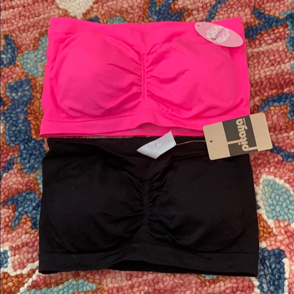 Pink and black bandeus